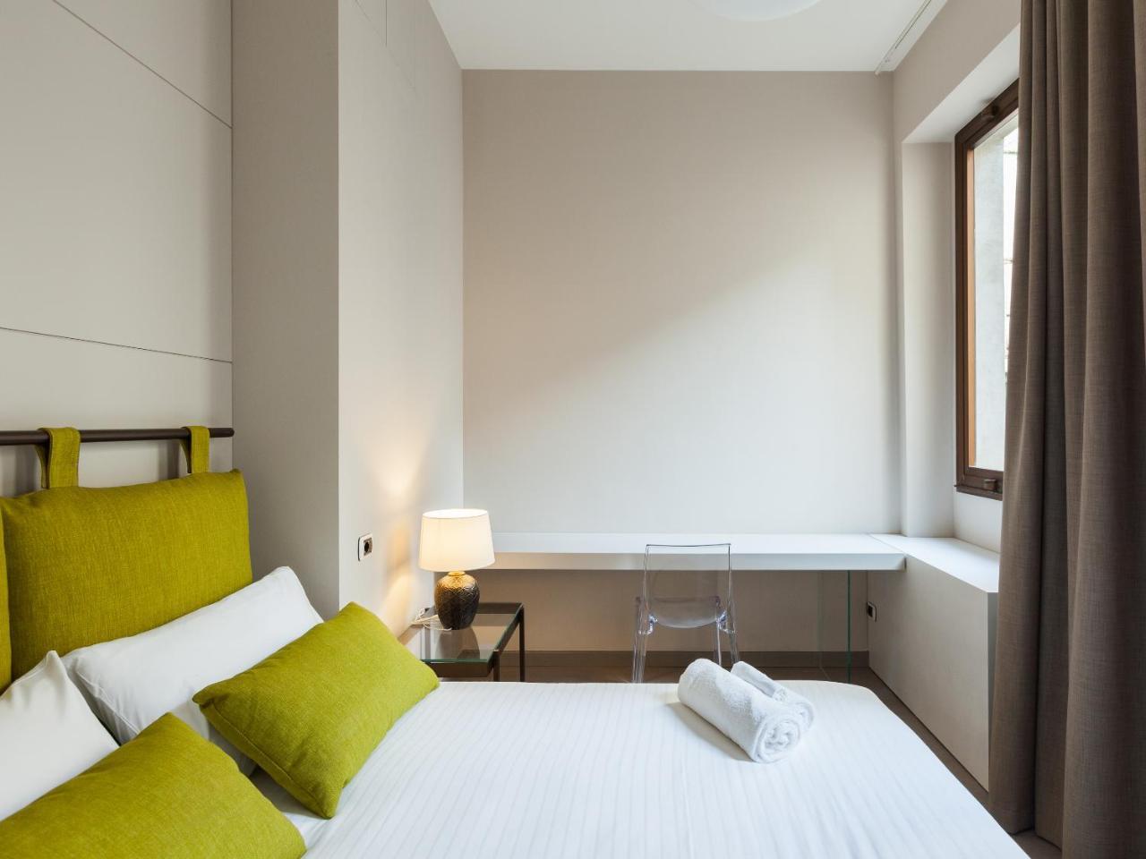 Easyhomes-Duomo Suites & Apartments Milano Ngoại thất bức ảnh