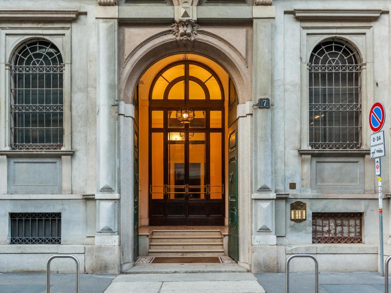 Easyhomes-Duomo Suites & Apartments Milano Ngoại thất bức ảnh
